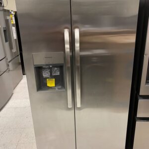 Frigidaire 36 in. 26 cu. ft. Standard Depth Side by Side Refrigerator in Stainless Steel