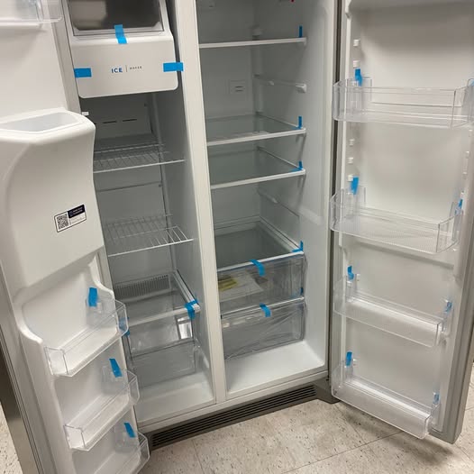 Frigidaire 36 in. 26 cu. ft. Standard Depth Side by Side Refrigerator in Stainless Steel