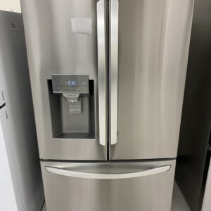 LG 28 cu. ft. 3 Door French Door Refrigerator with Ice and Water Dispenser and Craft Ice in PrintProof Stainless Steel