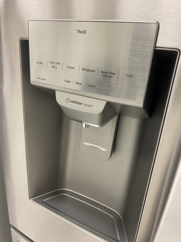 LG 28 cu. ft. 3 Door French Door Refrigerator with Ice and Water Dispenser and Craft Ice in PrintProof Stainless Steel