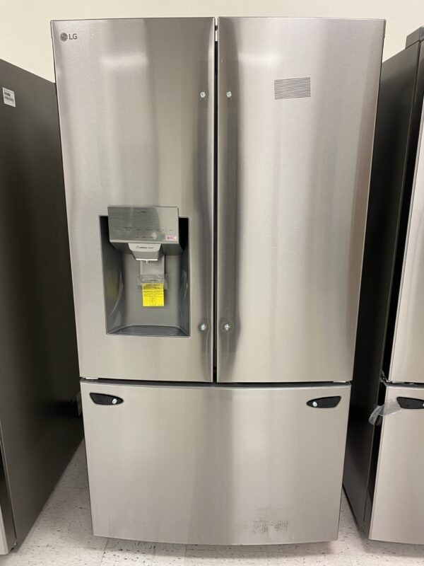 LG 28 cu. ft. 3 Door French Door Refrigerator with Ice and Water Dispenser and Craft Ice in PrintProof Stainless Steel