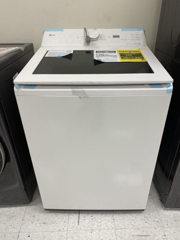 IMG_0223 LG 4.8 cu.ft. SMART Top Load Washer in Alpine White with 4-way Agitator, Easy Unload and AI Sensing