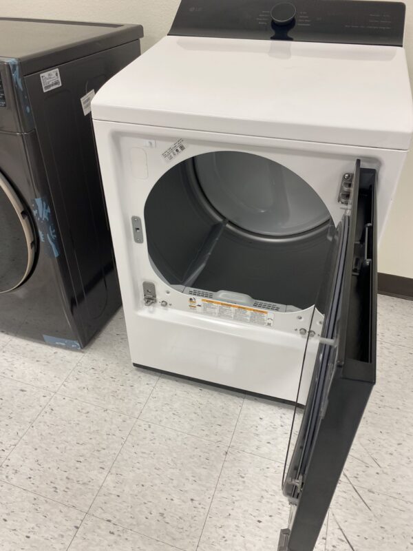 LG 7.3 cu. ft. Vented SMART Electric Dryer in Alpine White with EasyLoad Door and Sensor Dry Technology