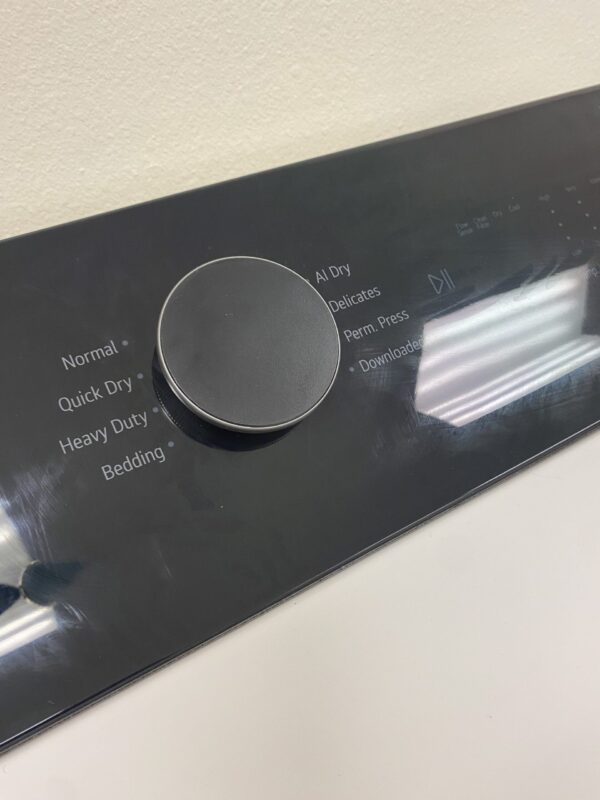 LG 7.3 cu. ft. Vented SMART Electric Dryer in Alpine White with EasyLoad Door and Sensor Dry Technology