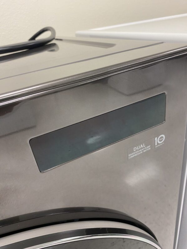 LG 7.8 cu. ft. Dual Invert Heat Pump ventless Electric Dryer with DirectDrive Motor, AI Sensor Dry in Black Stainless Steel