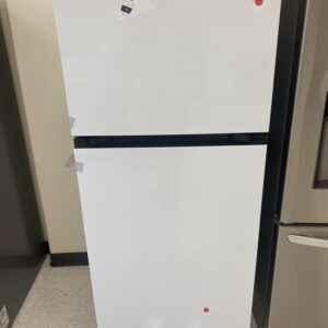 LG 28 in. 18 cu. ft. Top Freezer Garage-Ready Refrigerator in White