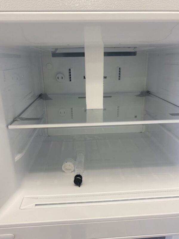 LG 28 in. 18 cu. ft. Top Freezer Garage-Ready Refrigerator in White