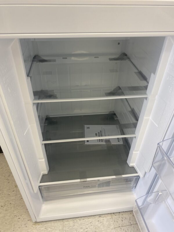 LG 28 in. 18 cu. ft. Top Freezer Garage-Ready Refrigerator in White