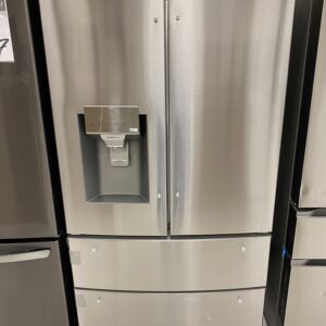 LG 28 cu. ft. 4-Door French Door Smart Refrigerator with Ice and Water Dispenser in PrintProof Stainless Steel
