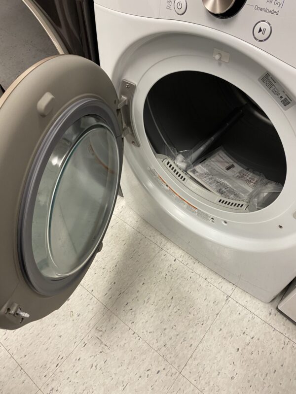 LG 7.4 Cu. Ft. Vented SMART Stackable Gas Dryer in White with TurboSteam and Sensor Dry Technology