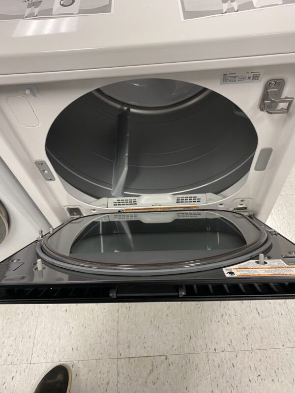 LG 7.3 cu. ft. Vented SMART Gas Dryer in Alpine White with EasyLoad Door and Sensor Dry Technology