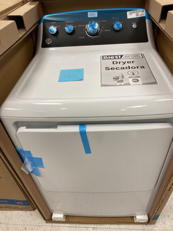 IMG_1131 GE 7.2 cu. ft. vented Electric Dryer in White with Auto Dry and Extended Tumble