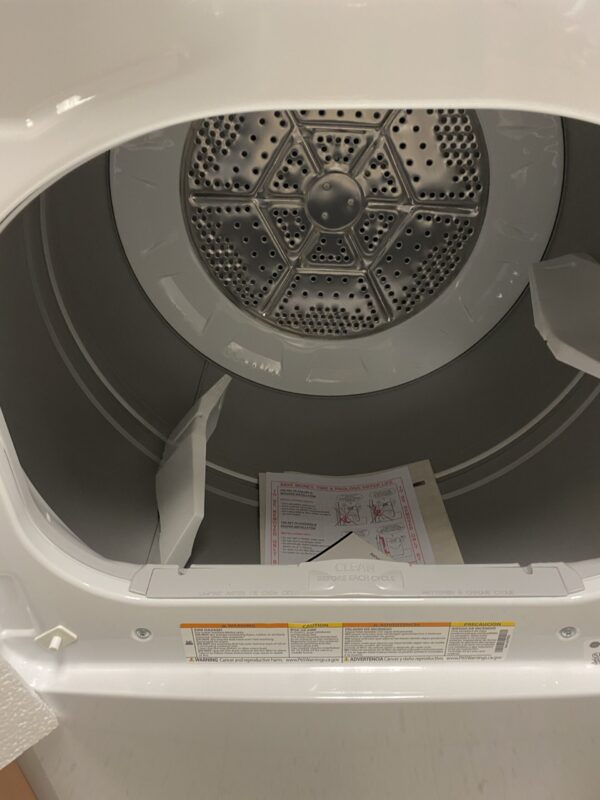 IMG_1148 GE 7.2 cu. ft. vented Electric Dryer in White with Auto Dry and 120ft Venting