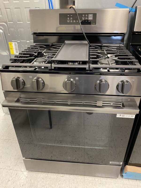 LG 30 in., 6.3 cu. ft. Free-Standing Single Oven Gas Range with 5 Burner ProBake Convection in Black Stainless Steel