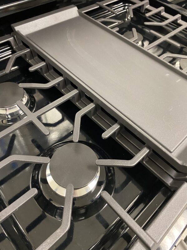 LG 30 in., 6.3 cu. ft. Free-Standing Single Oven Gas Range with 5 Burner ProBake Convection in Black Stainless Steel