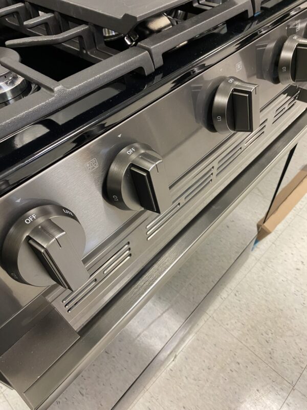 LG 30 in., 6.3 cu. ft. Free-Standing Single Oven Gas Range with 5 Burner ProBake Convection in Black Stainless Steel