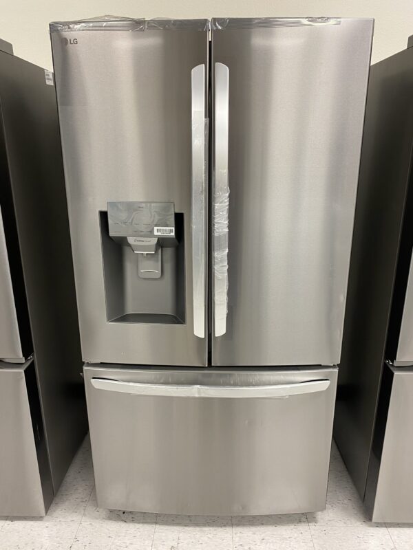 LG 28 cu. ft. 3 Door French Door Refrigerator with Ice and Water Dispenser and Craft Ice in PrintProof Stainless Steel