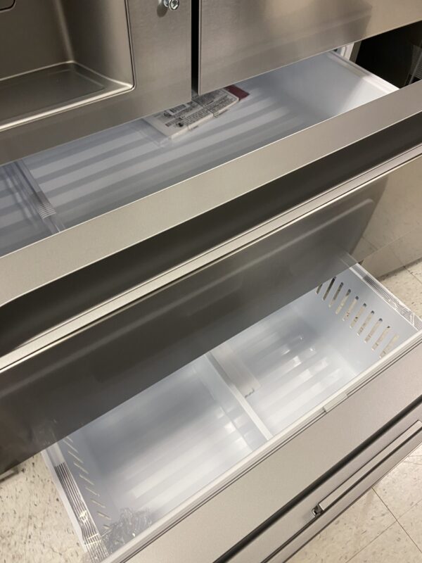 LG 29 cu. ft. SMART Standard Depth MAX French Door Refrigerator with Full Convert Drawer in PrintProof Stainless Steel