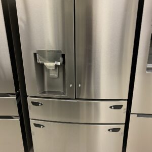 LG 30 cu. ft. 4-Door French Door Refrigerator Full Convert Drawer, Smart Cooling and Craft Ice, Print Proof Stainless Steel
