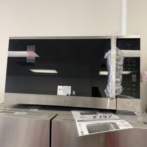 LG 1.8 cu. ft. 30 in. W Smart Over the Range Microwave Oven w/ EasyClean in PrintProof Stainless Steel 1000-Watt New Handle