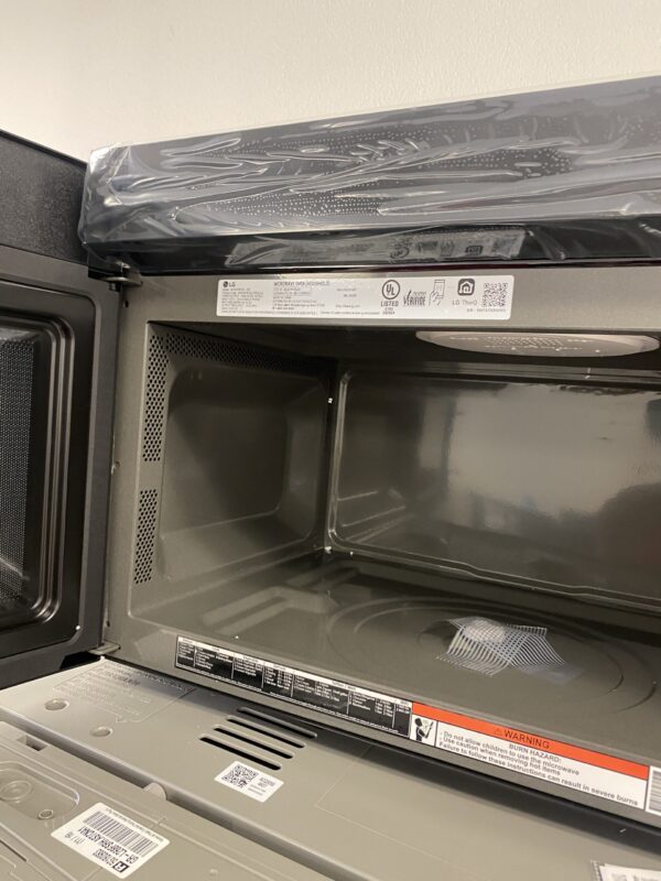 LG 1.8 cu. ft. 30 in. W Smart Over the Range Microwave Oven w/ EasyClean in PrintProof Stainless Steel 1000-Watt New Handle