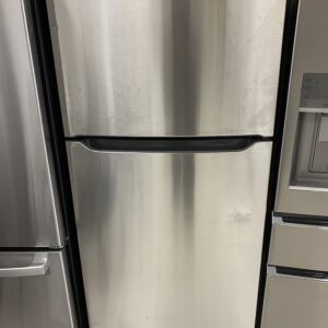 Frigidaire 30 Wide 20 cu ft Top Freezer Fridge Refrigerador Chiller Stainless Steel Garage Ready