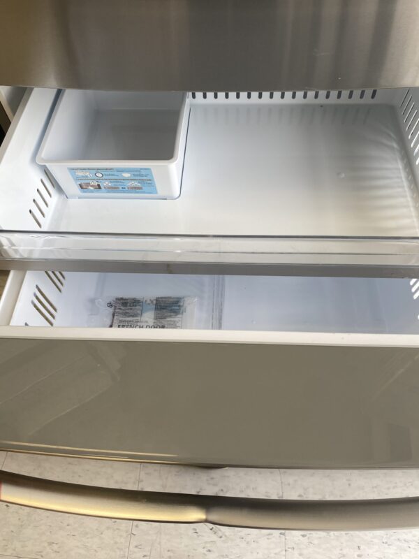 Refrigerator-French 4D Conv Drawer Craft Dual Ice fridge Nevera 30 Cu Ft Energy Star