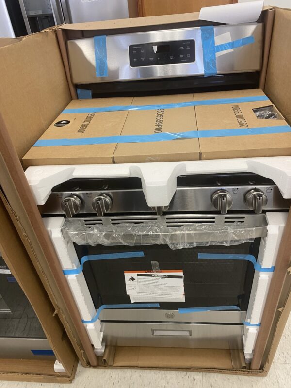 GE 30 in. 5.0 cu. ft. Freestanding Gas Range in Stainless Steel with Griddle
