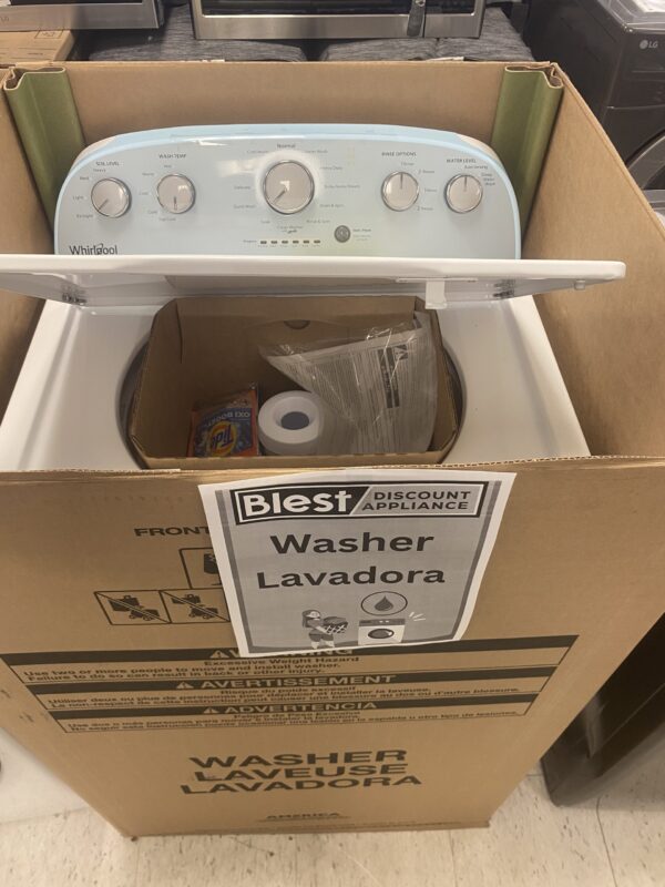 Whirlpool Deep Water Wash High Efficiency Agitator Small ( 3.5-cu ft ) Top-Load Washer