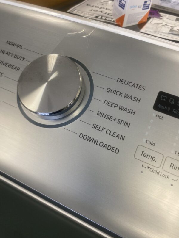 IMG_2143 Samsung 5.2 cu. ft. High-Efficiency Smart Top Load Washer lavadora washing machine in White