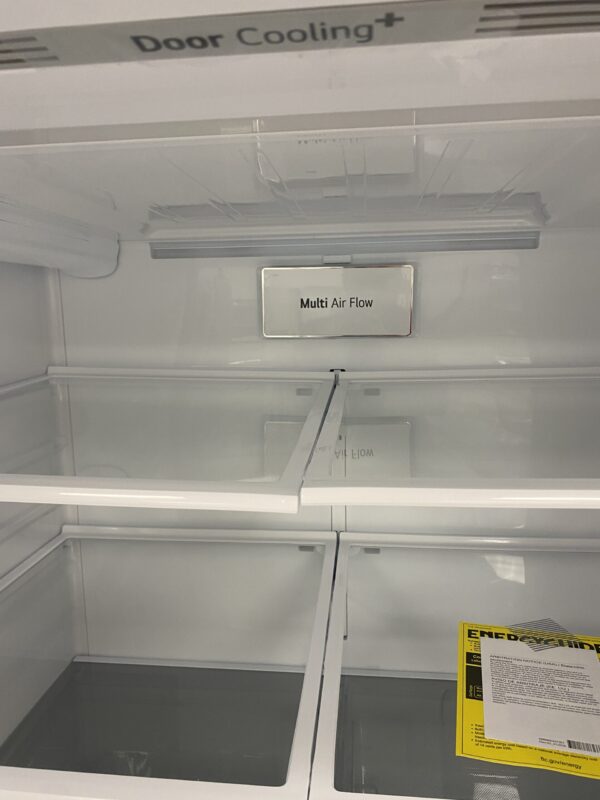 Refrigerador francés 4 puertas LG 29 pies cúbicos con hielo dual y cajón convertible disponible