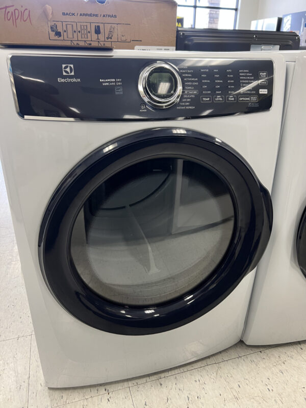 (PED included) Electrolux Front Load Perfect Steam™ Electric Dryer with Balanced Dry™ and Instant Refresh – 8.0 Cu. Ft.