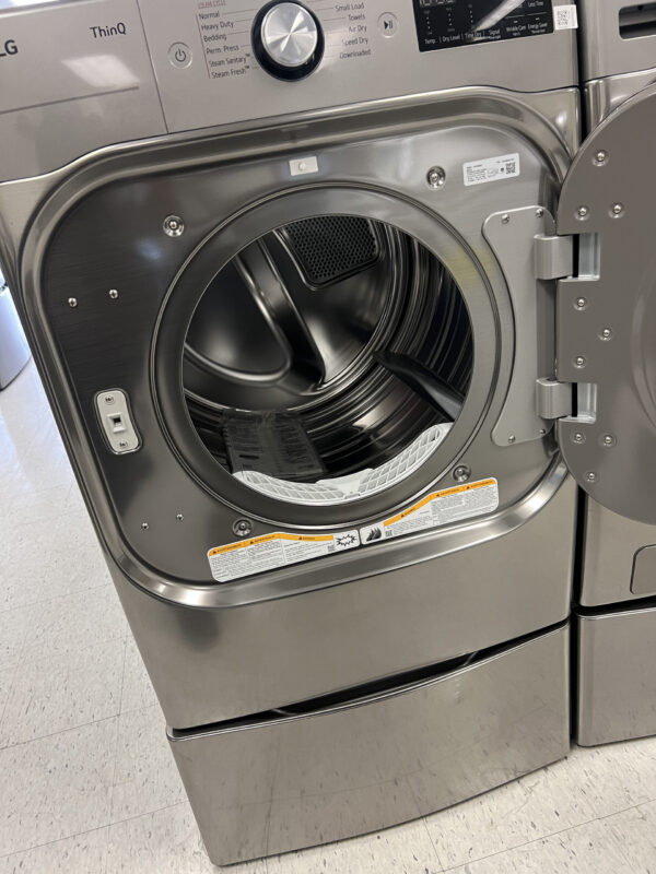 LG 9.0 cu. ft. secadora dryer ropa vented smart stackable Graphite Steel con pedestal