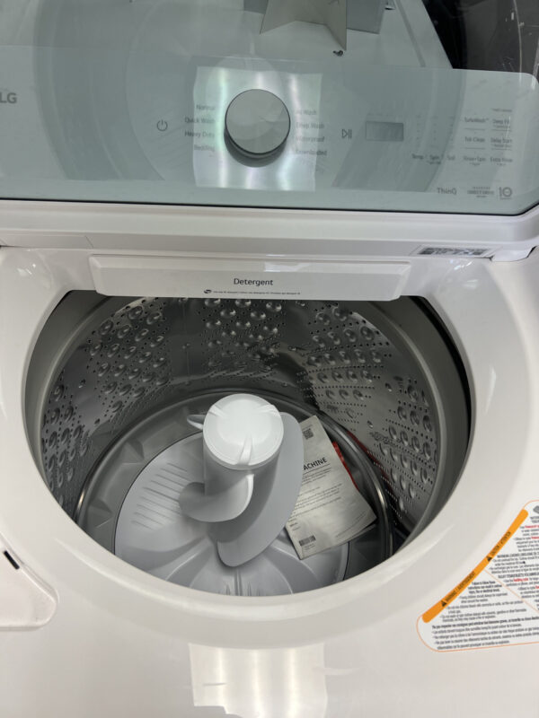 IMG_7953 LG 4.8 cu.ft. lavadora washer top load clothes AI agitator Alpine White