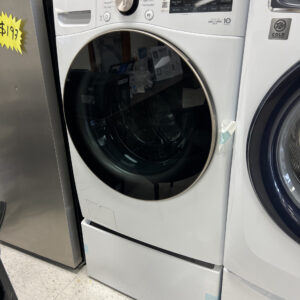 (PED Included) LG 4.5 Cu. Ft. Stackable SMART Front Load Washer in White with Steam and TurboWash360 Technology