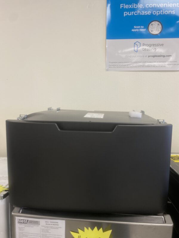 GE 28 in. Wide Laundry Pedestal with 16 in. Height in Carbon Graphite