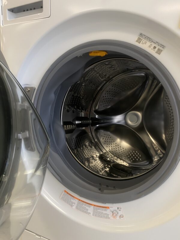 LG WashTower Stacked SMART Laundry Center 4.5 Cu.Ft. Front Load Washer & 7.4 Cu.Ft. Electric Dryer in White w/ Steam