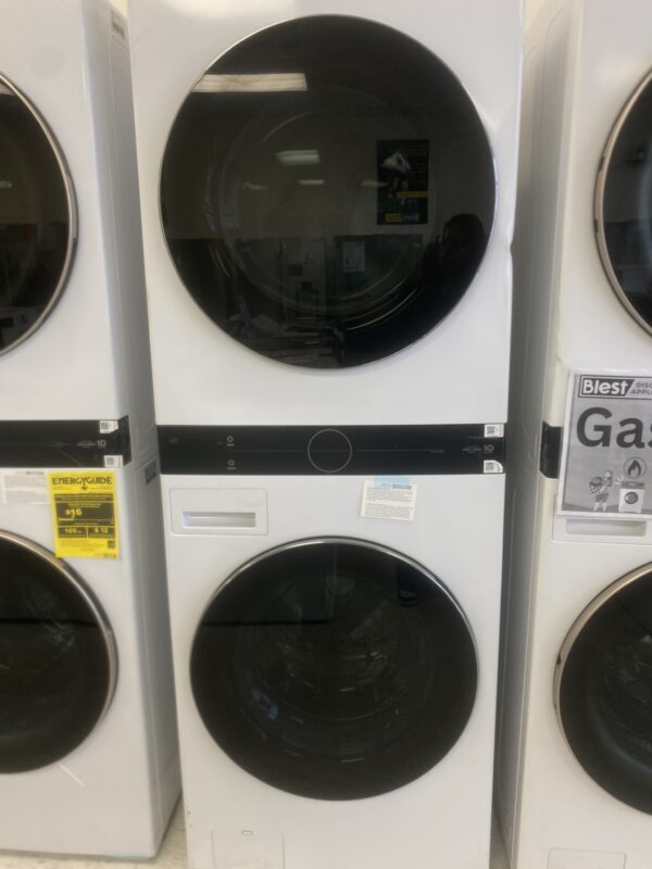 LG WashTower Stacked SMART Laundry Center 4.5 Cu.Ft. Front Load Washer & 7.4 Cu.Ft. Electric Dryer in White w/ Steam