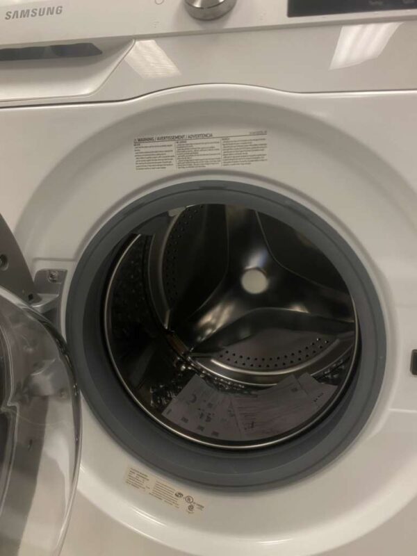 Samsung 24 in. 2.5 cu. ft. Compact Front Load Washer in White with AI Smart Dial and Super Speed Wash