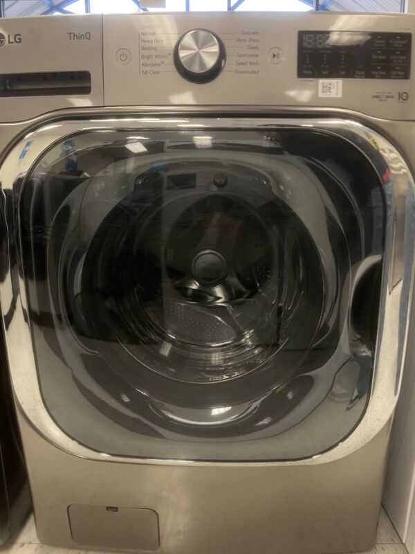 LG 5.2 cu. Ft Stackable SMART Front Load Washer in Black Steel with Steam & Turbowash Technology