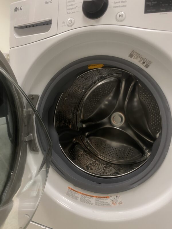 LG 4.5 cu. ft. Ultra Large Capacity Smart Front Load ENERGY STAR Washer with TurboWash® 360° and AI DD®