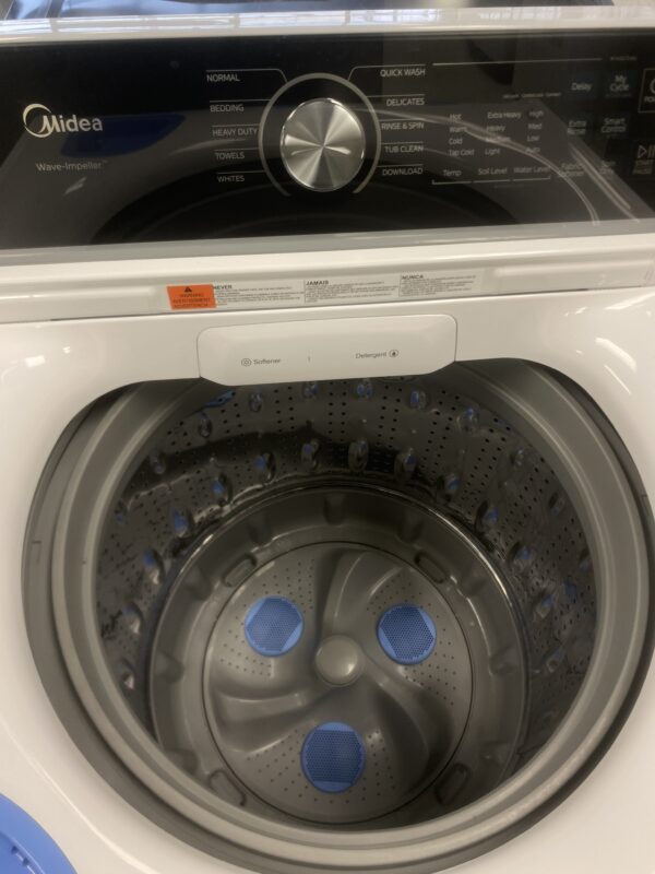 Midea 4.5 cu. ft. Smart Top Load Washer (White)