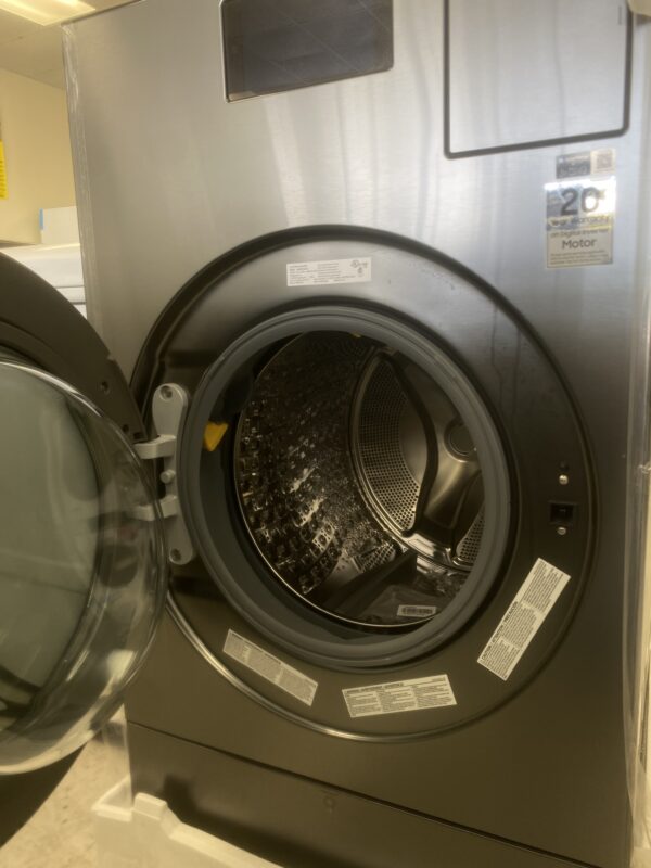 Samsung 5.3 cu. ft. Bespoke Ultra Capacity Vented All-in-One Washer Dryer Combo with Electric Dryer and AI Home in Dark Steel
