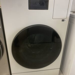 IMG_2818 Samsung 5.3 cu. ft. Bespoke Ultra Capacity Ventless All-in-One Washer Dryer Combo with Electric Dryer and AI Home in Ivory