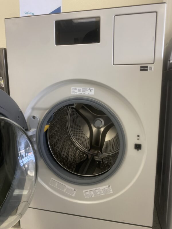 Samsung 5.3 cu. ft. Bespoke Ultra Capacity Ventless All-in-One Washer Dryer Combo with Electric Dryer and AI Home in Ivory